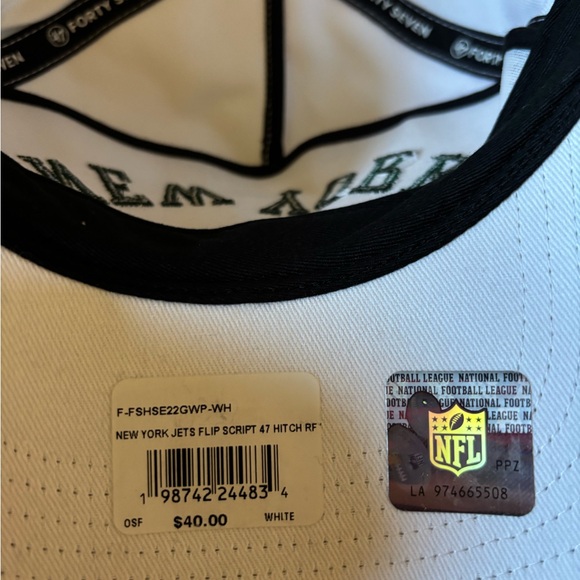 47 Hitch Adjustable Hat Cap with Upside Down 'New York' and side Jets Embroidery - Picture 4 of 8